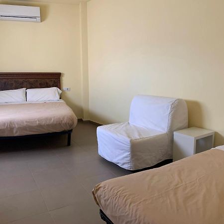 Hostal La Placeta Arbeca Esterno foto