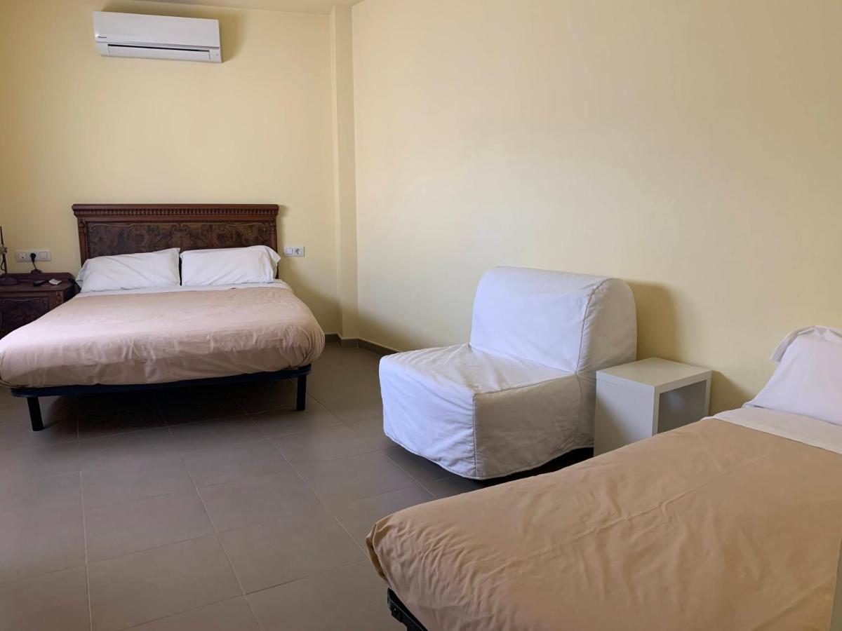 Hostal La Placeta Arbeca Esterno foto